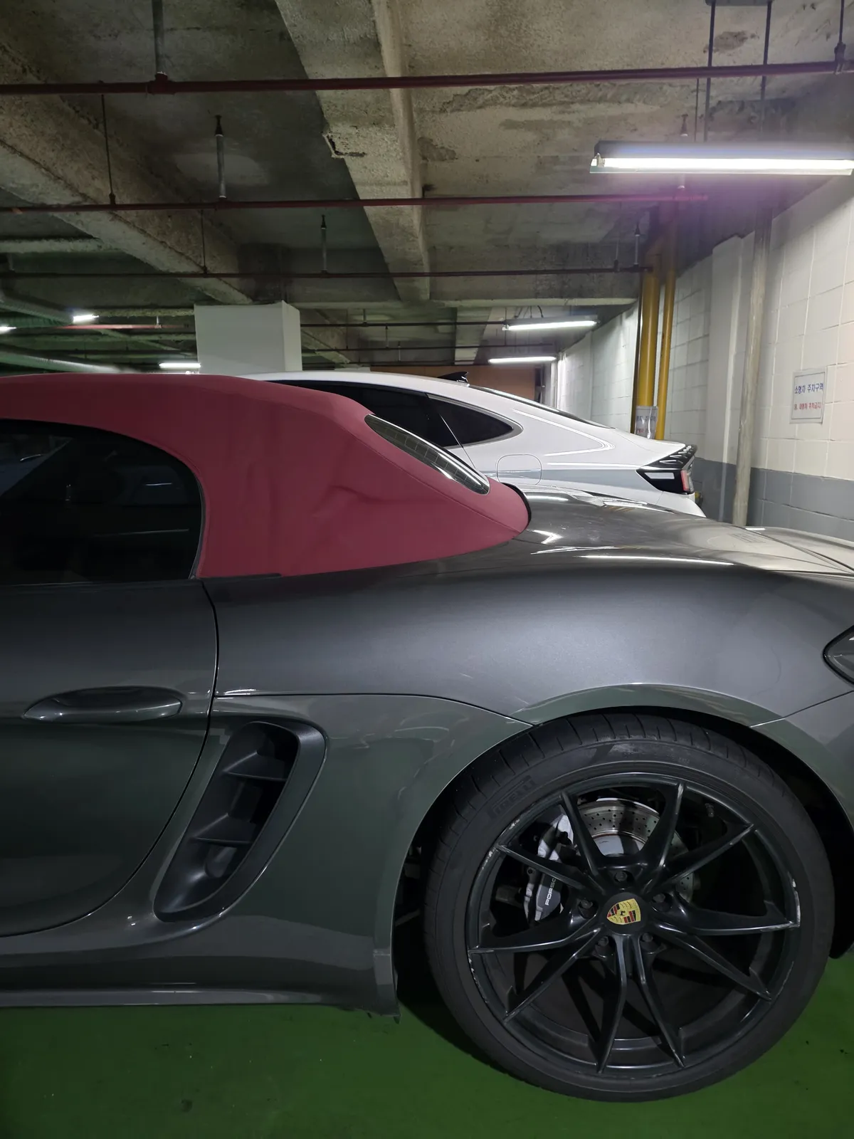 Porsche 718