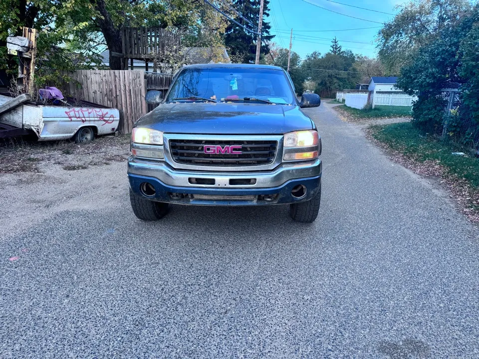 GMC Sierra 1500 2006 photo 2