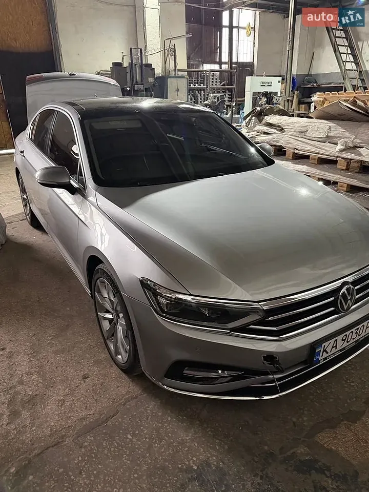 Volkswagen Passat 2020 photo 2