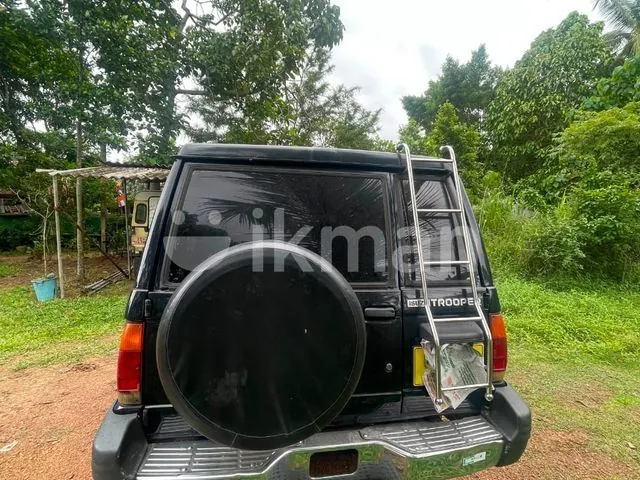 Isuzu Trooper 1980 photo 5