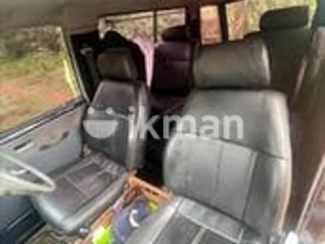 Isuzu Trooper 1980 photo 3