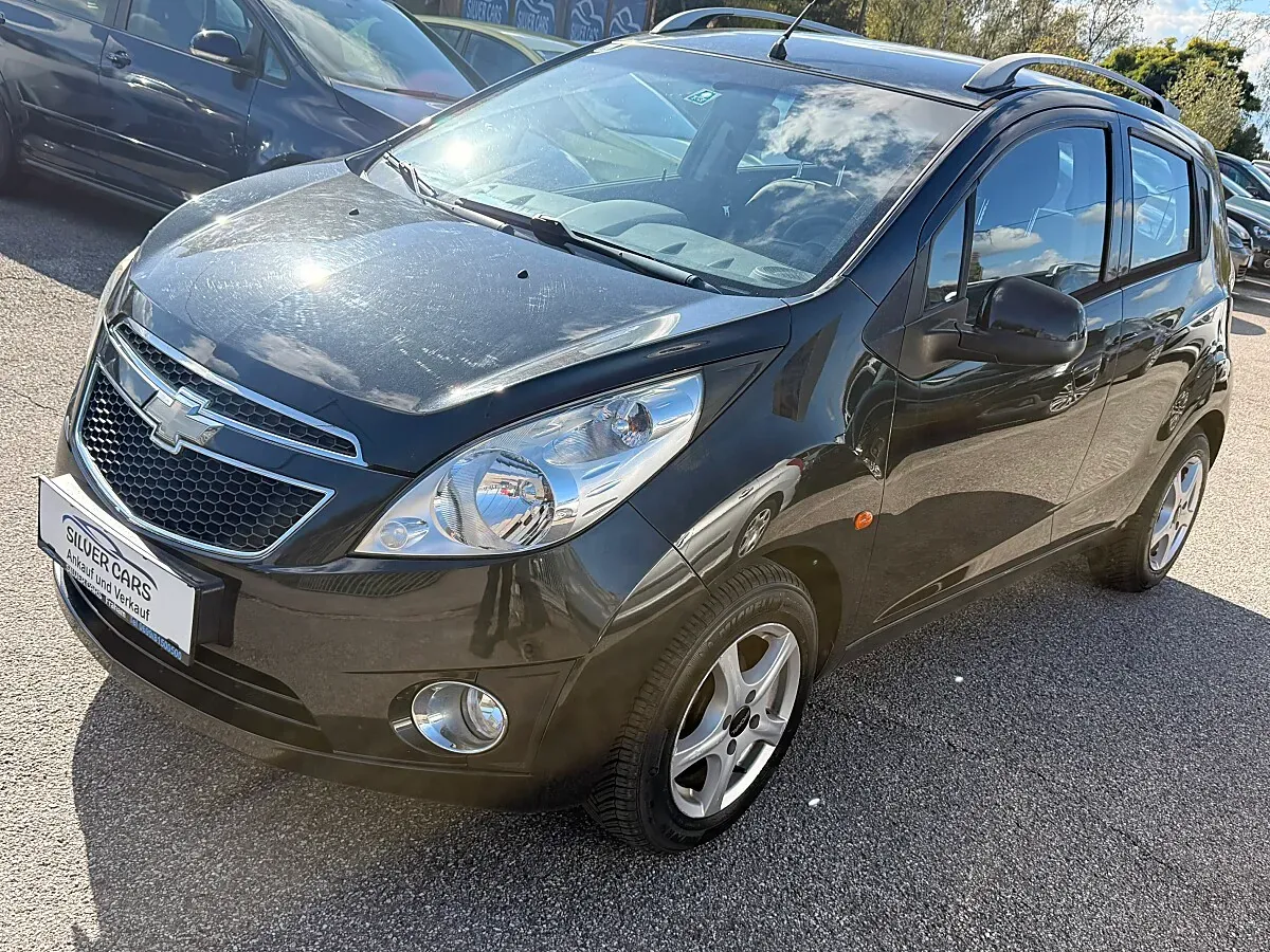 Chevrolet Spark 2010 photo 2