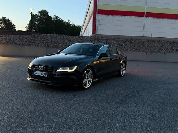 Audi A7 2012 photo 2
