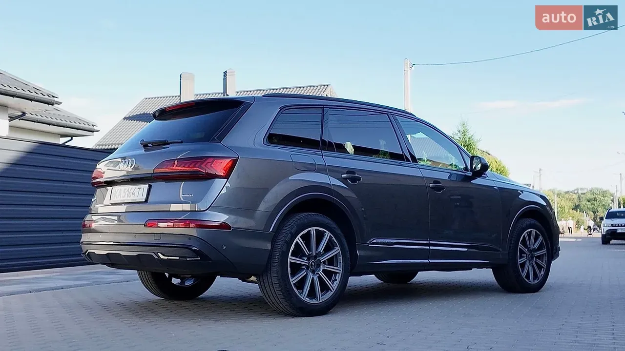 Audi Q7 2023 photo 5