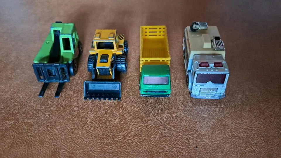 Matchbox Autos