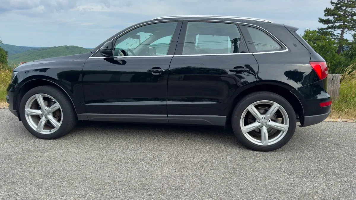 Audi Q5 2009 photo 3