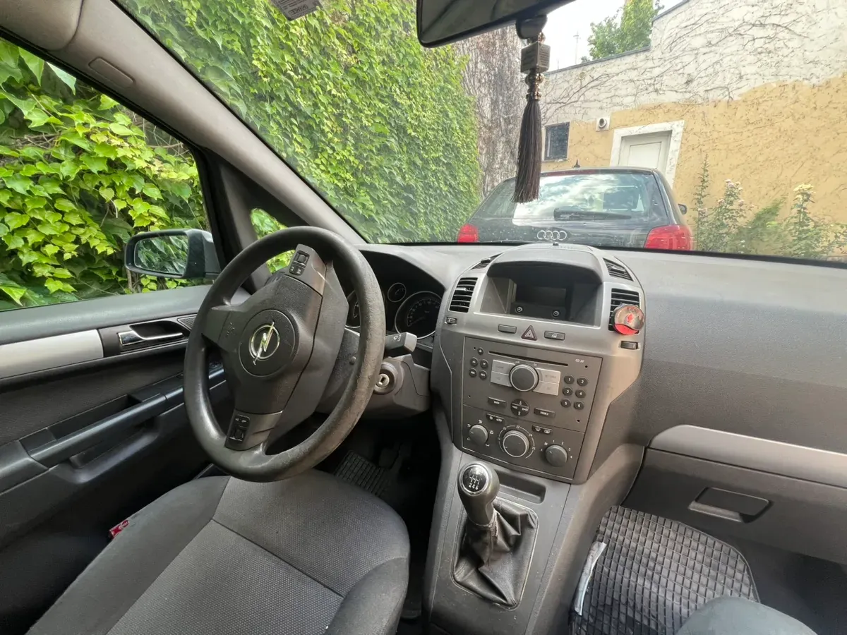 Opel Zafira 2006 photo 3