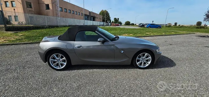 BMW Z4 2006 photo 3