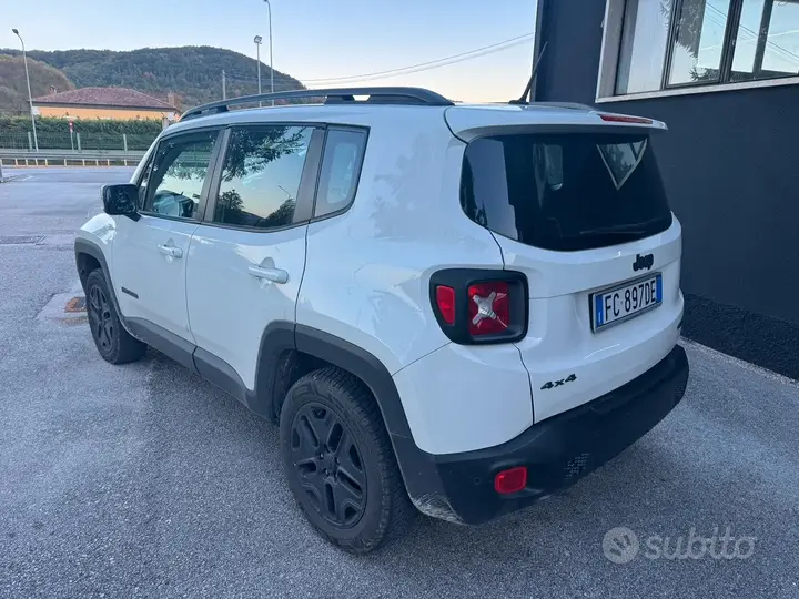 Jeep Renegade 2016 photo 4