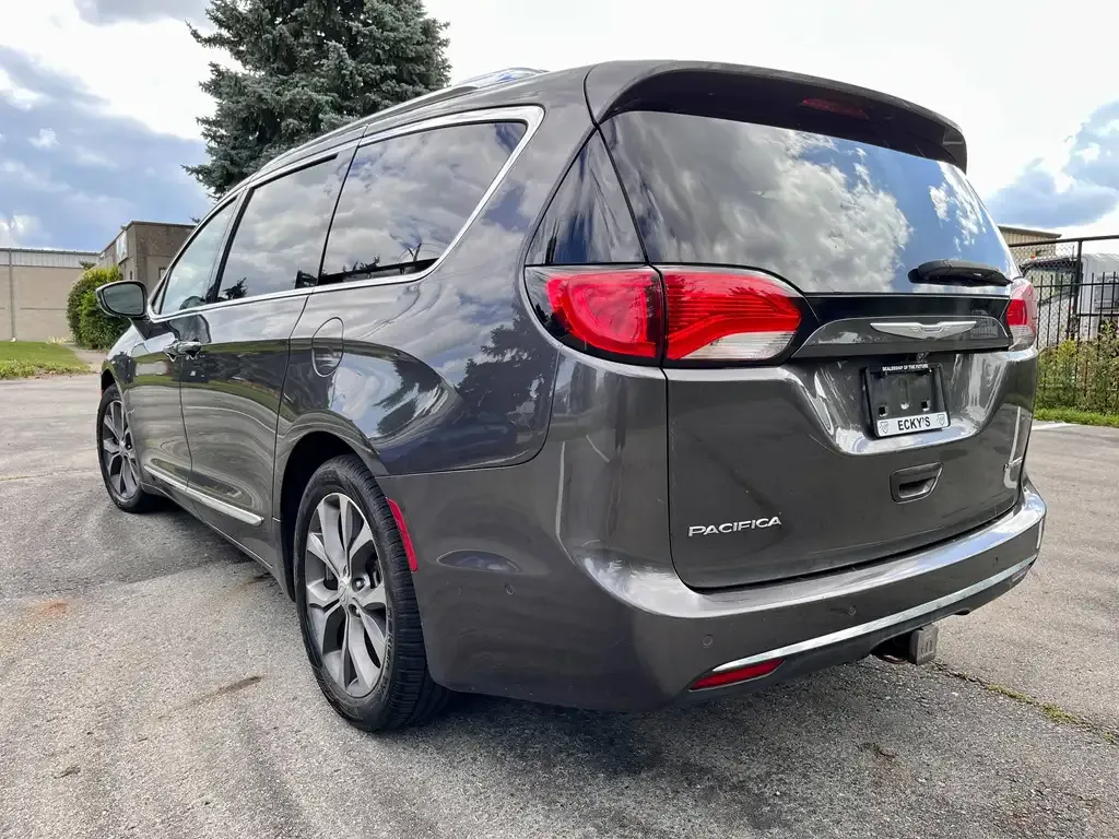 Chrysler Pacifica 2018 photo 5
