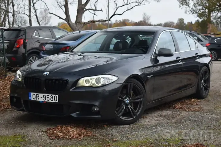 BMW 528I
