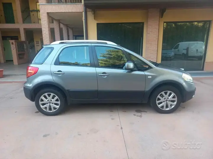 Fiat Sedici 2010 photo 4