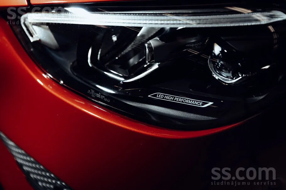 Mercedes-Benz C300 2022 photo 4
