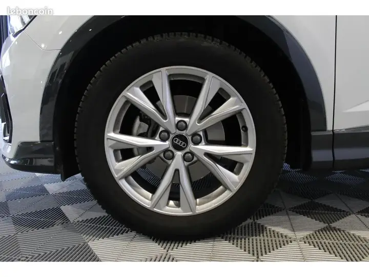 Audi Q3 2024 photo 5