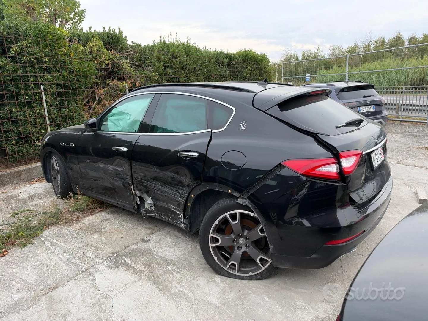 Maserati Levante 2017 photo 2