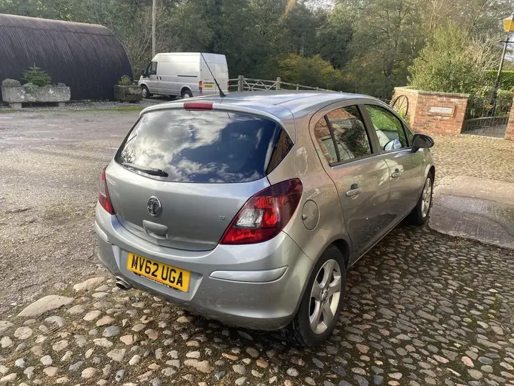 Vauxhall Corsa 2012 photo 5
