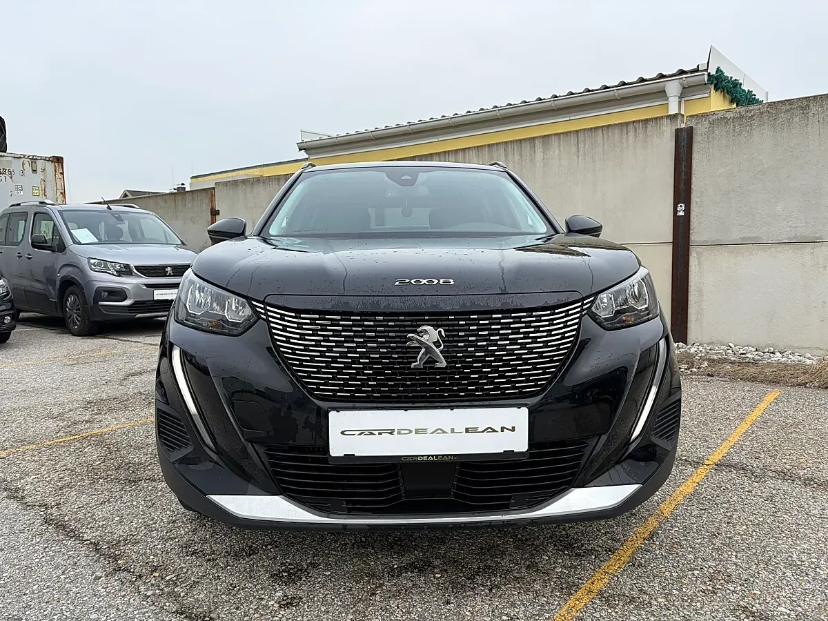Peugeot 2008 2022 photo 2