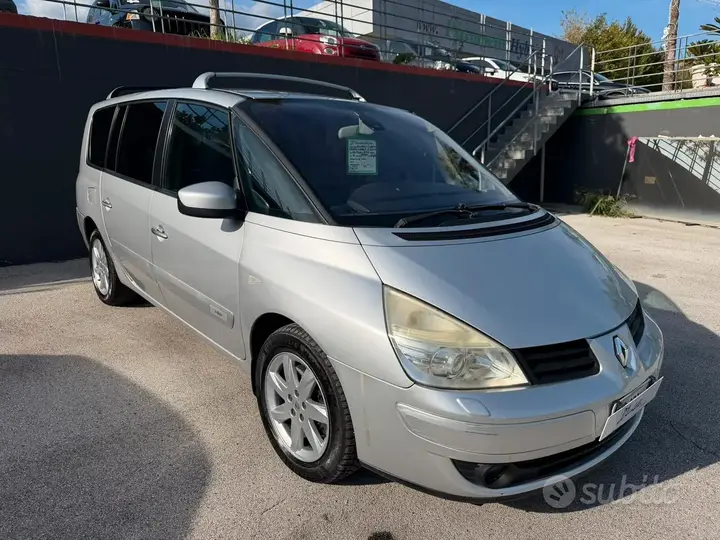 Renault Espace 2010 photo 2