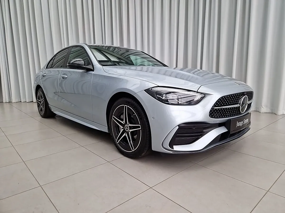 Mercedes-Benz C-Class 2026 photo 3
