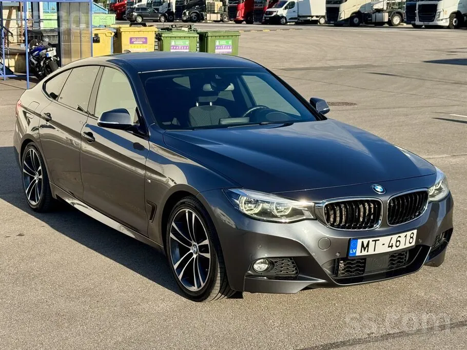 BMW 330 2017 photo 2