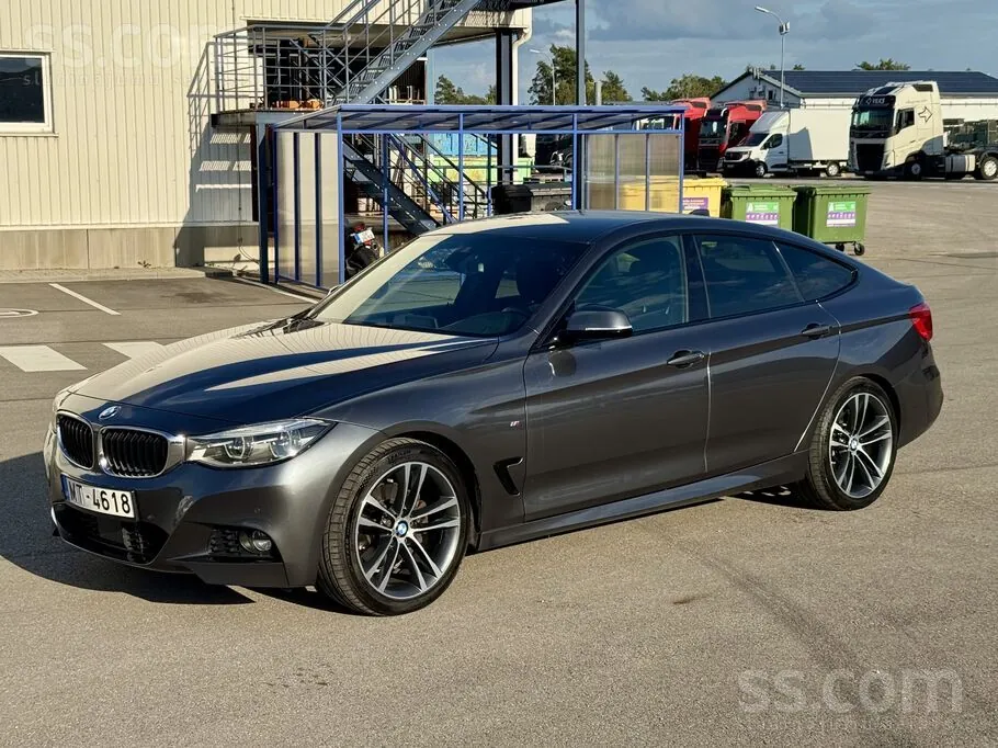 BMW 330 2017 photo 3