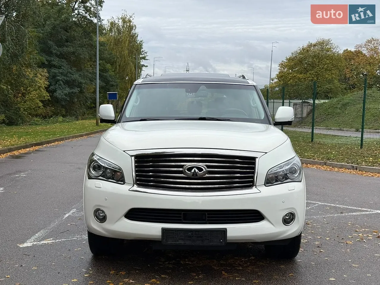 Infiniti Qx56 2012 photo 2