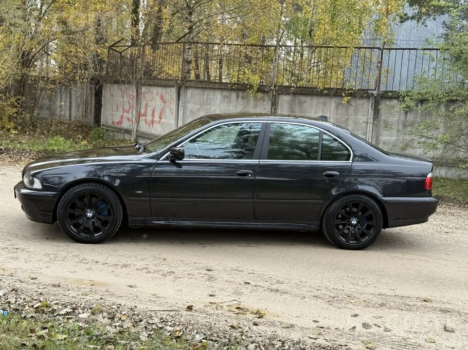 BMW E39 2001 photo 4
