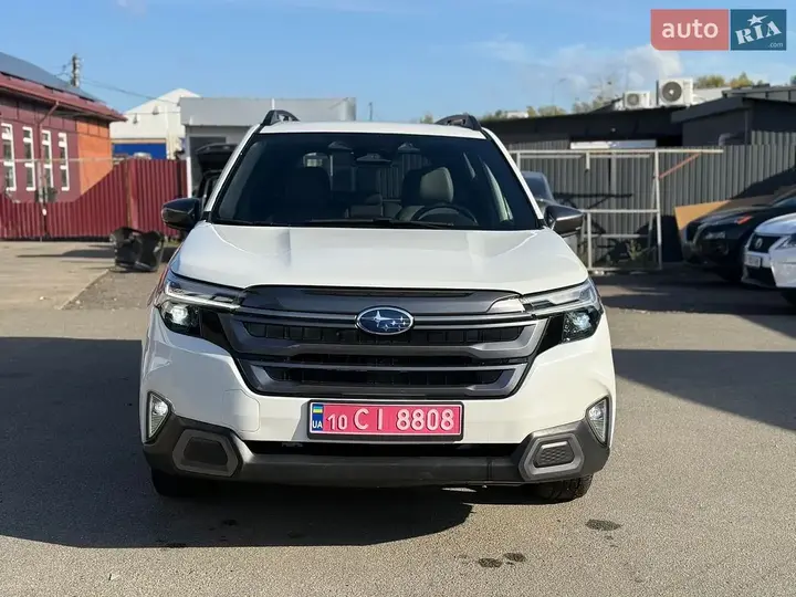 Subaru Forester 2025 photo 3