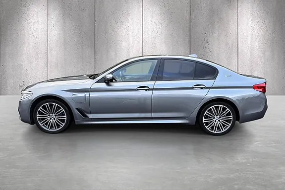 BMW 530E 2019 photo 4