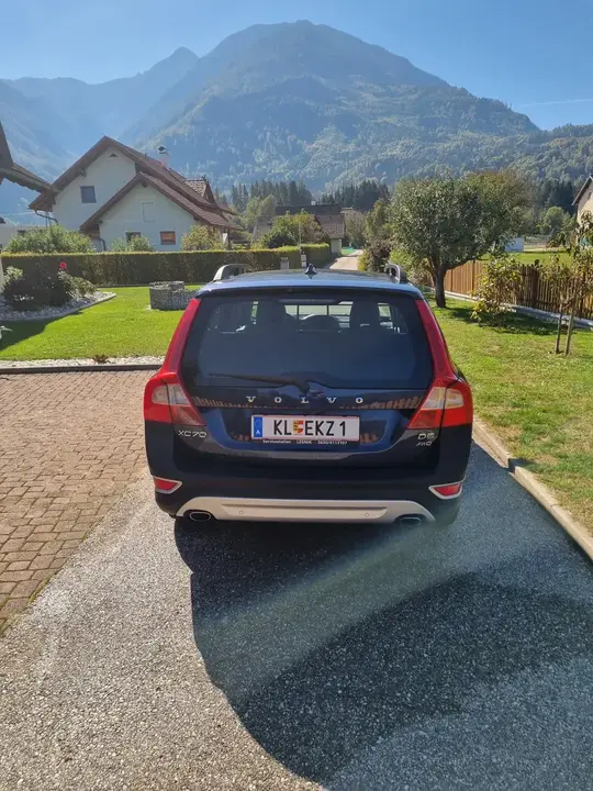 Volvo Xc70 2012 photo 2