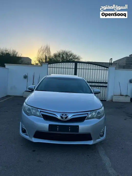Toyota Camry 2014 photo 2