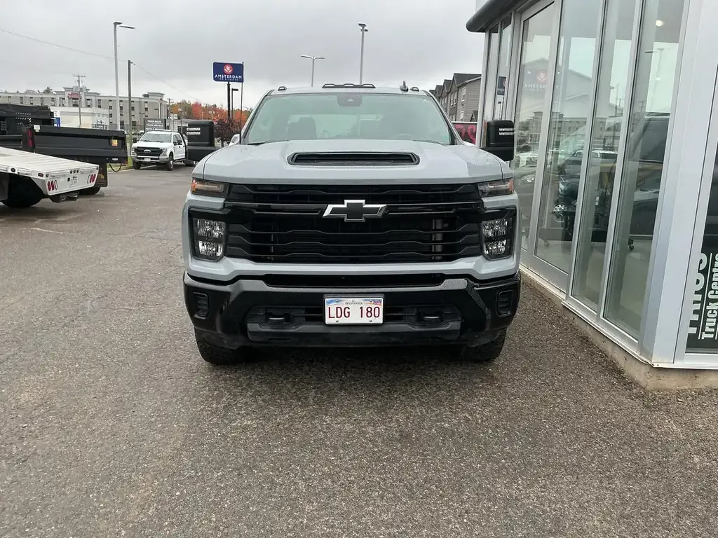 Chevrolet Silverado 2500 2025 photo 4