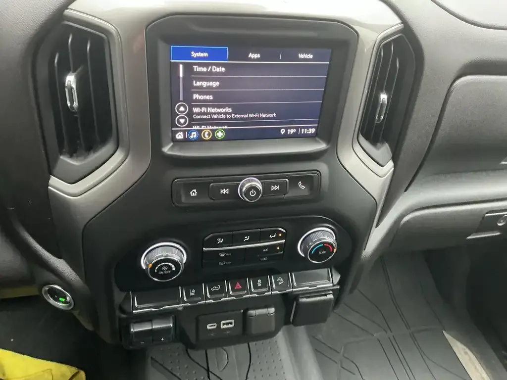 Chevrolet Silverado 2500 2025 photo 5