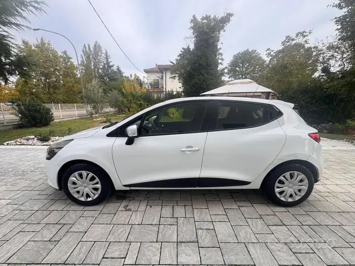 Renault Clio 2014 photo 3