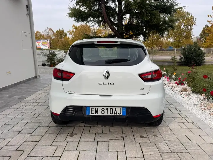 Renault Clio 2014 photo 5