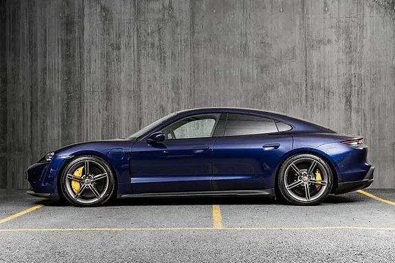 Porsche Taycan Turbo S 2020 photo 2