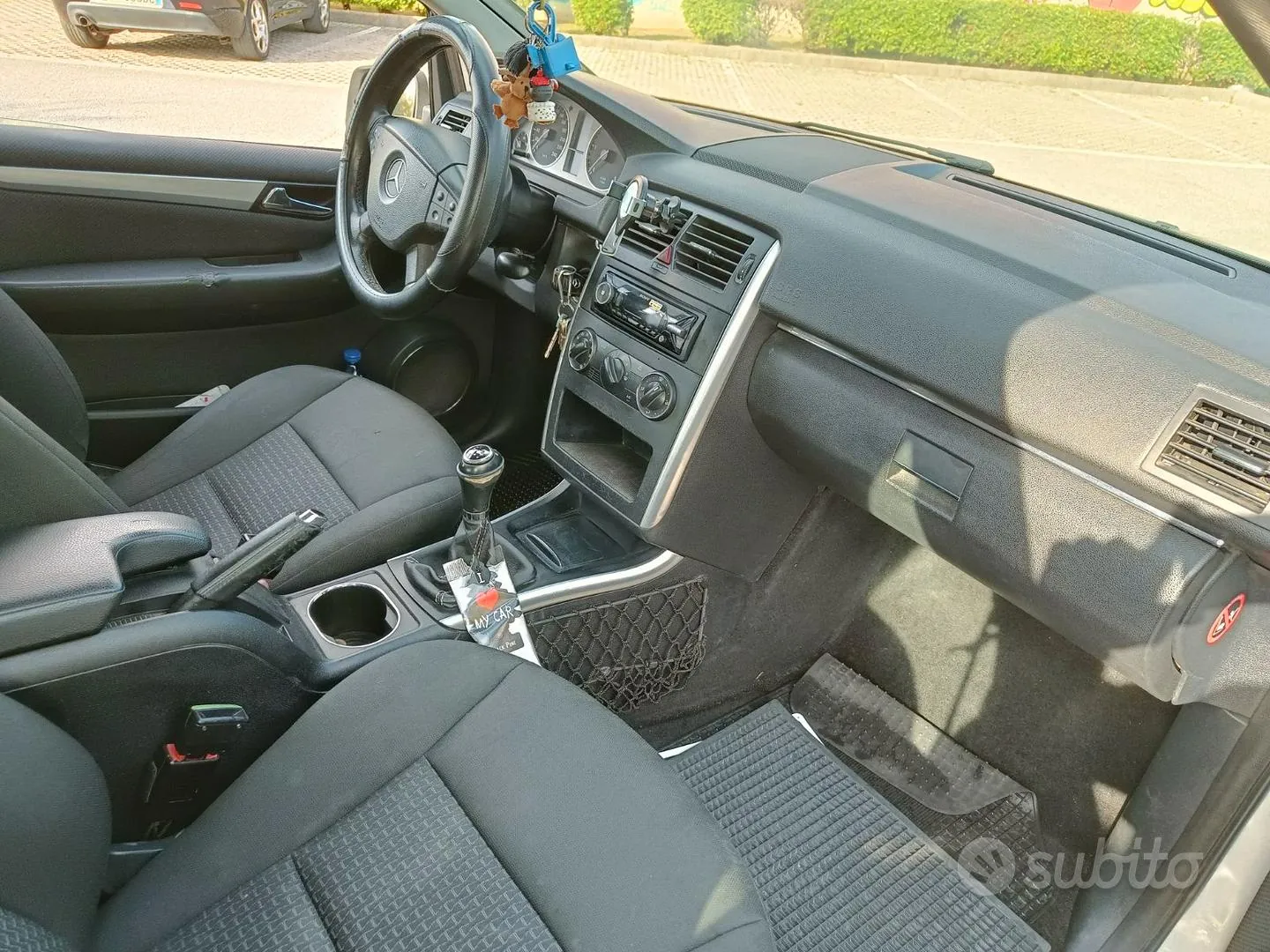 Mercedes-Benz B-Class 2010 photo 5