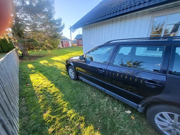 Volkswagen Passat 2004 photo 3