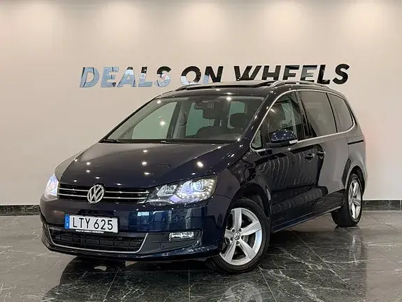 Volkswagen Sharan 2012 photo 2
