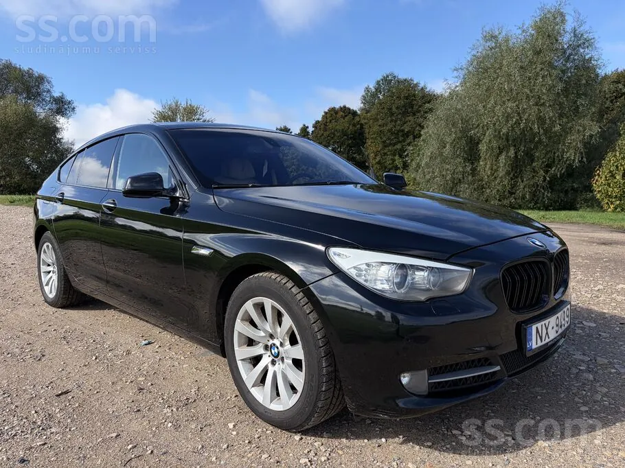 BMW 530 2009 photo 2