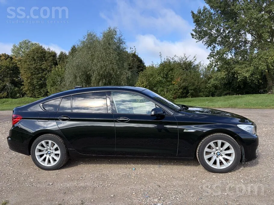 BMW 530 2009 photo 3