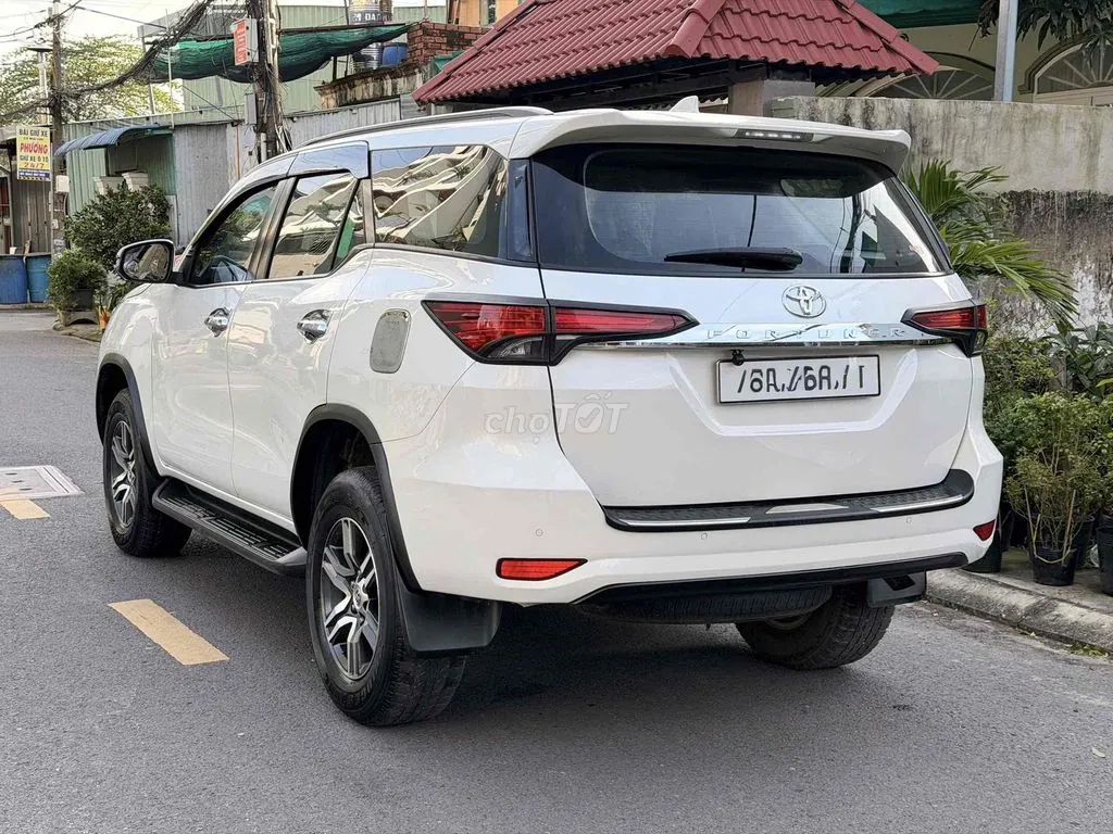 Toyota Fortuner 2020 photo 5
