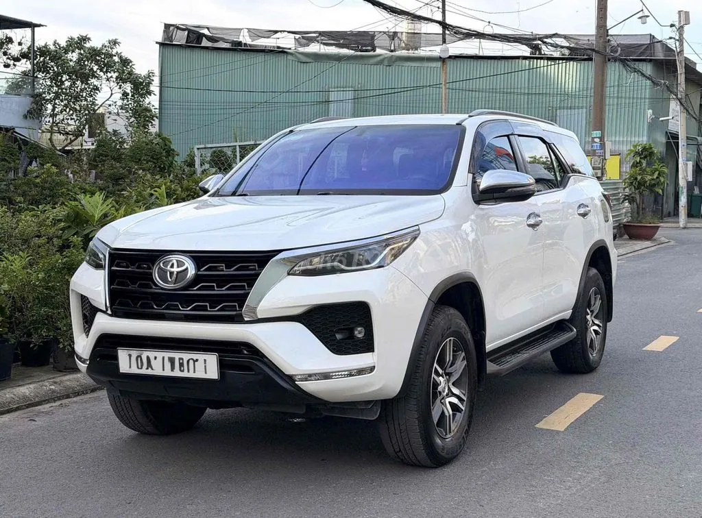 Toyota Fortuner 2020 photo 3