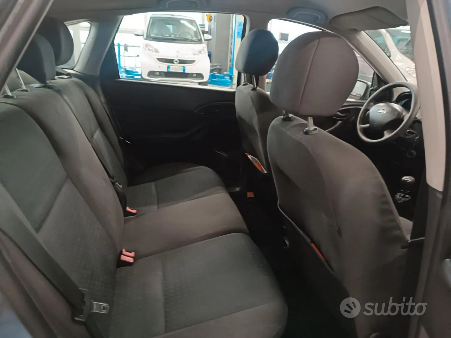 Ford Focus 2004 photo 4