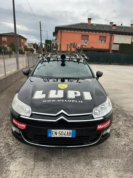 Citroen C5 2012 photo 3