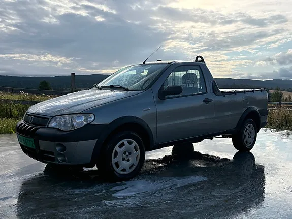 Fiat Strada 2007 photo 2