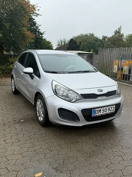 Kia Rio 2014 photo 2