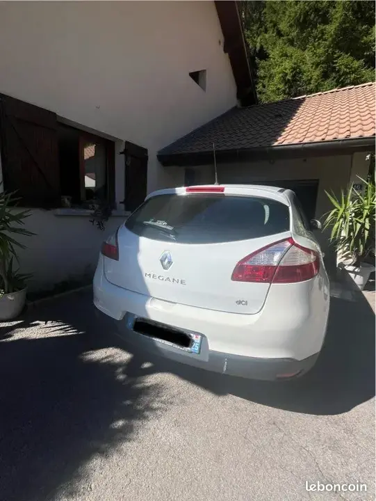 Renault Megane 2012 photo 3