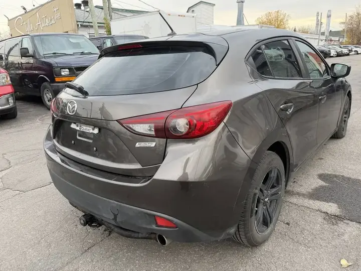 Mazda Mazda3 2016 photo 5