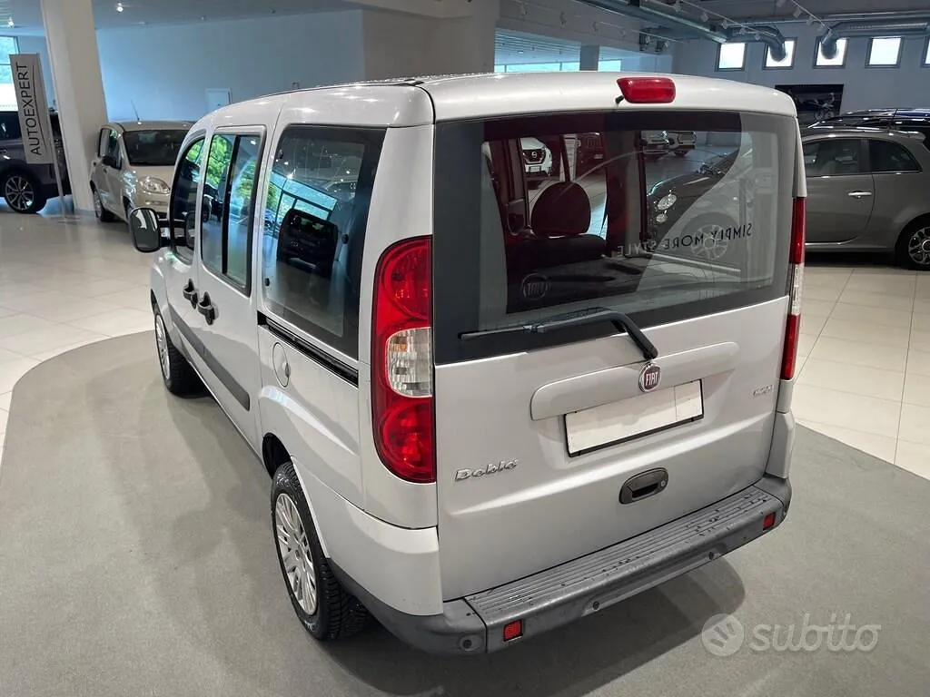 Fiat Doblo 2009 photo 3